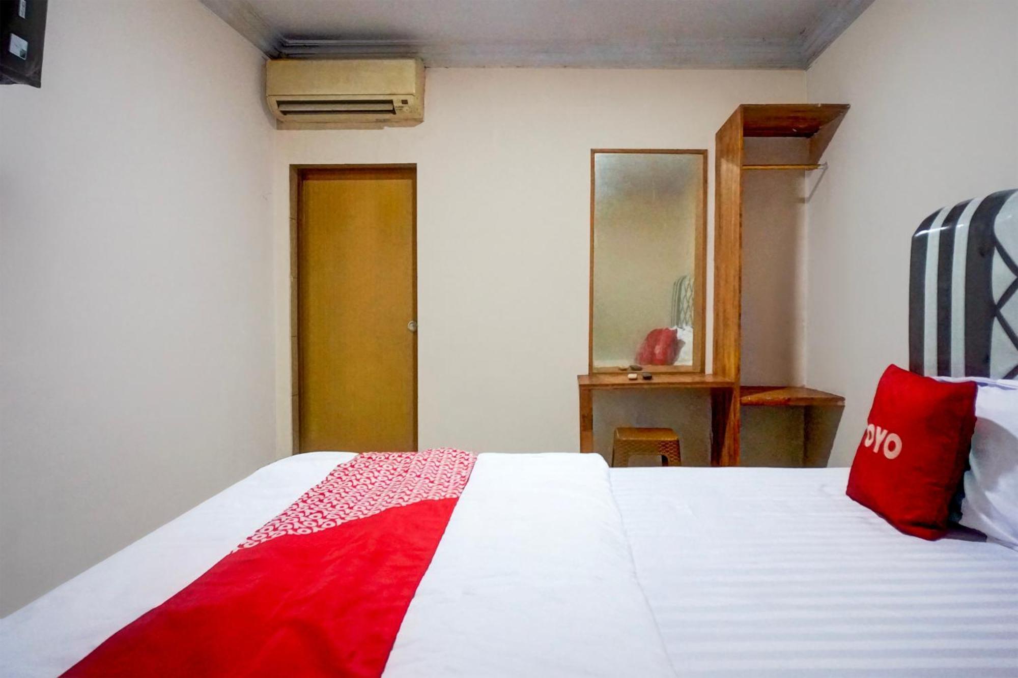 Hotel O Medan City Center Near Plaza Medan Fair Zewnętrze zdjęcie