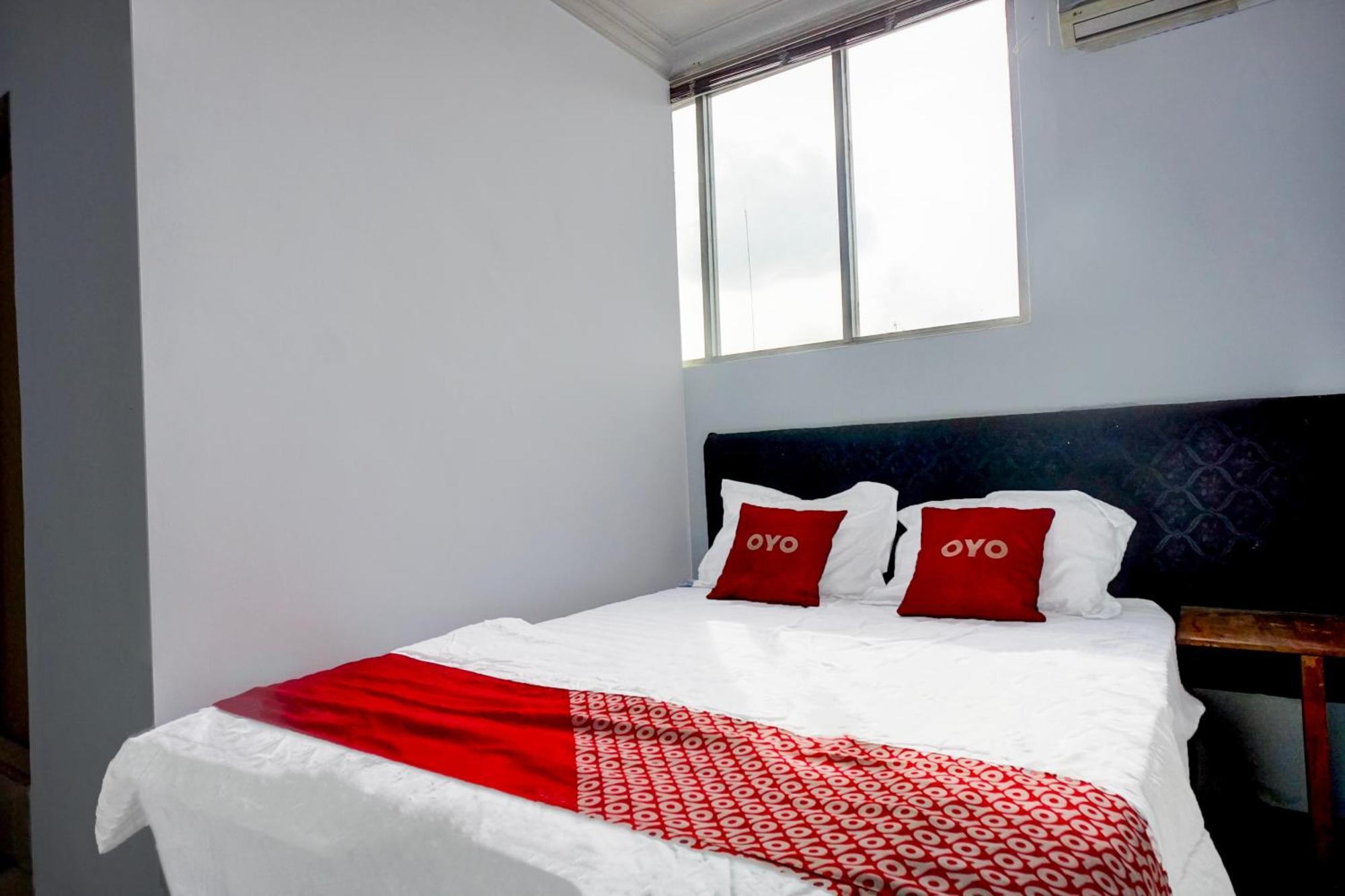 Hotel O Medan City Center Near Plaza Medan Fair Zewnętrze zdjęcie