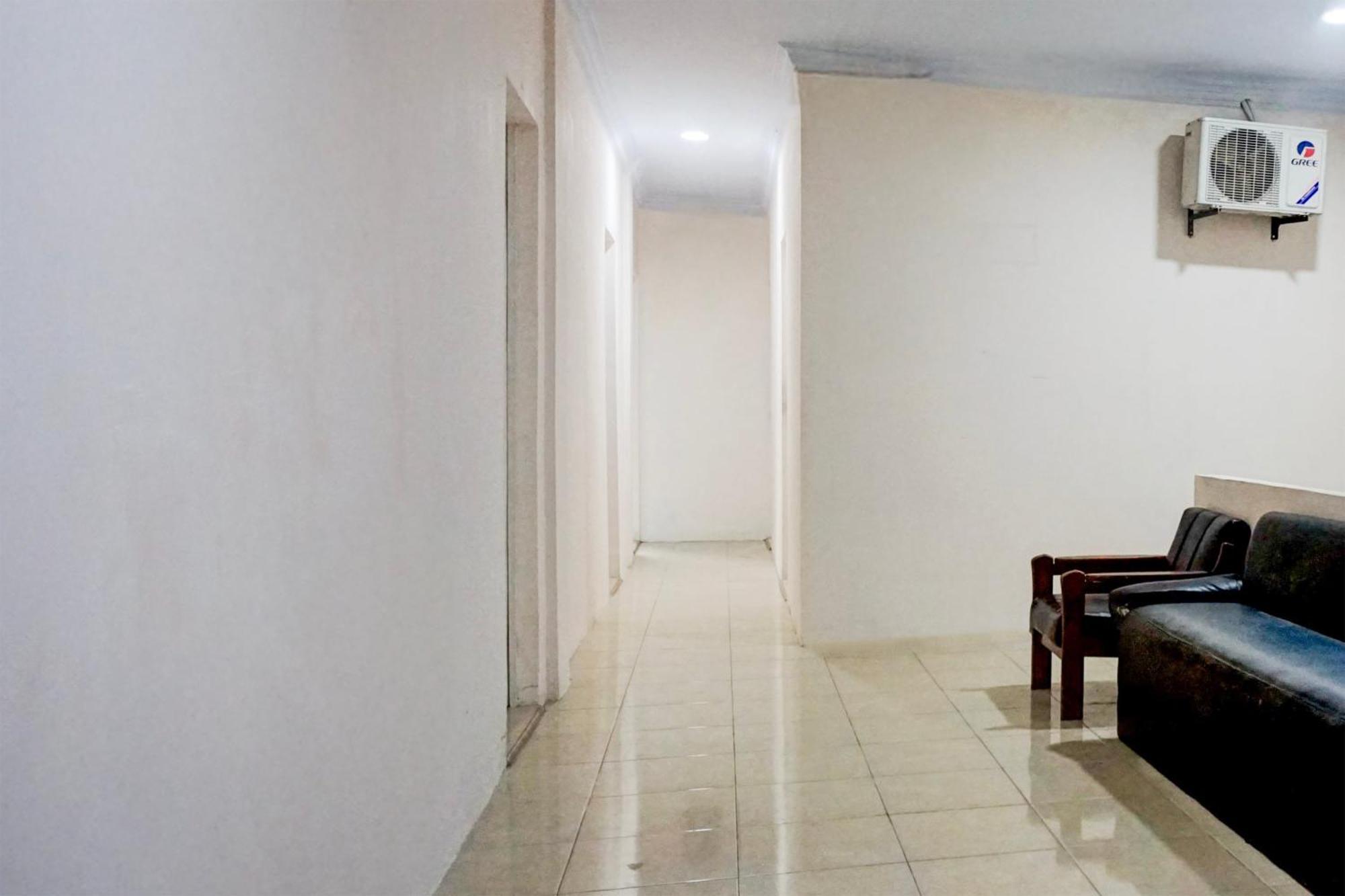 Hotel O Medan City Center Near Plaza Medan Fair Zewnętrze zdjęcie